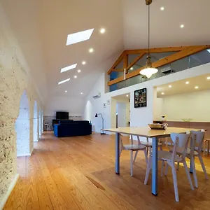 Apa M - Loft Jardim Das Maes Charming Apartamento Viseu